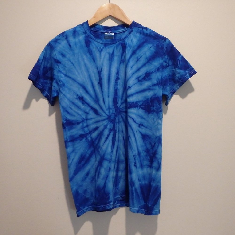 NEW Short Sleeve Tie Dye T-Shirt - UNISEX Small - Blue Swirl